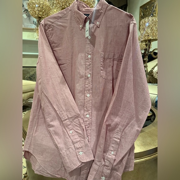 J. Crew Men's Casual Button Down in Rich Red - Picture 4 of 4